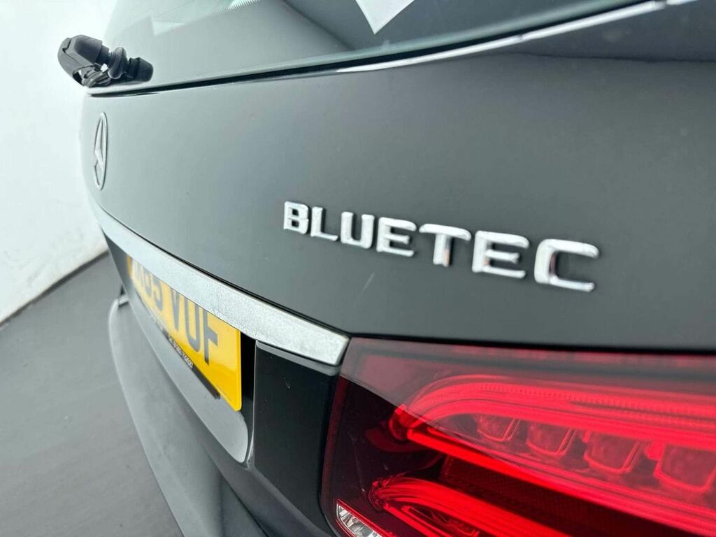 Mercedes-Benz E Class 2.1L 2.1 Bluetec Amg Night Edition G-tronic Euro #25