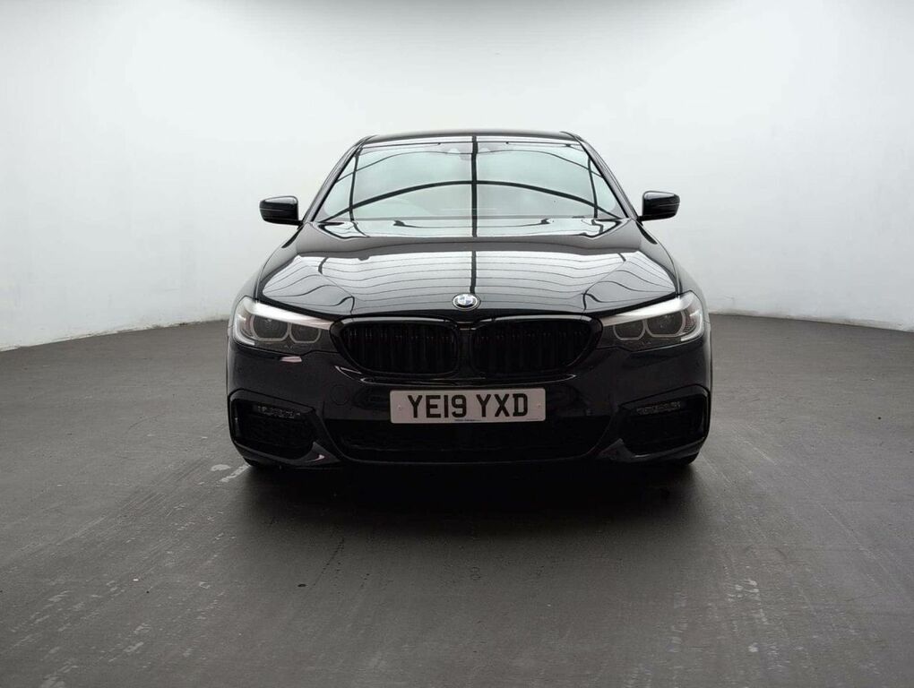 BMW 5 Series 2.0 520I M Sport Black #3
