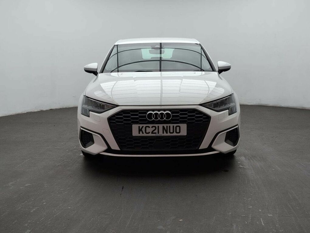 Audi A3 1.5 A3 Sportback 35 Tfsi Mhev Technik White #3