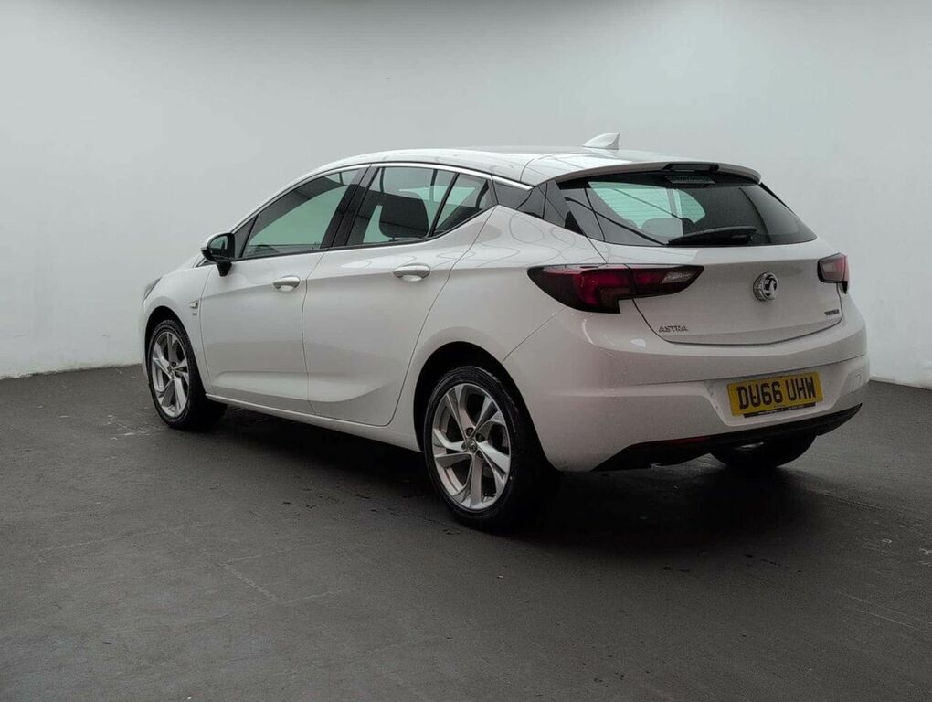 Vauxhall Astra 1.4 Astra Sri Nav T White #6