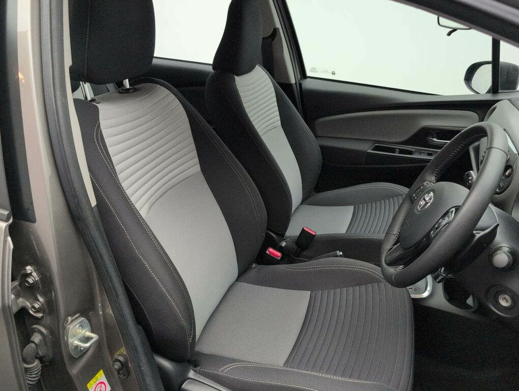 Toyota Yaris 1.5 Vvt-i Icon Tech Blue #12