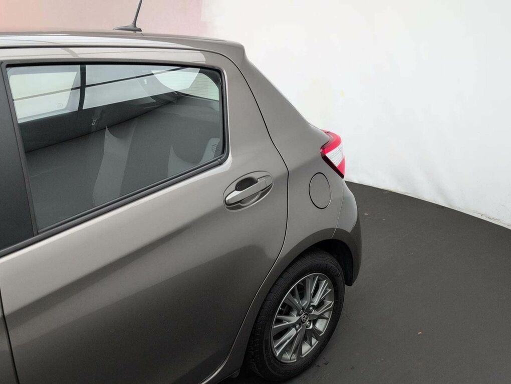 Toyota Yaris 1.5 Vvt-i Icon Tech Blue #26