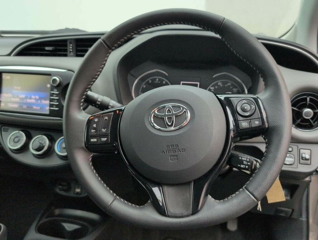 Toyota Yaris 1.5 Vvt-i Icon Tech Blue #21