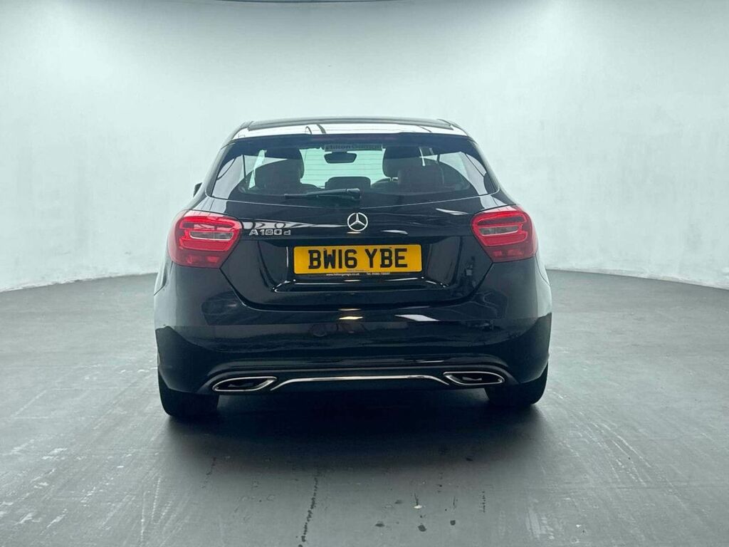 Mercedes-Benz A Class 2.1 A200d Amg Line Premium 7G-dct Euro 6 Ss White #7