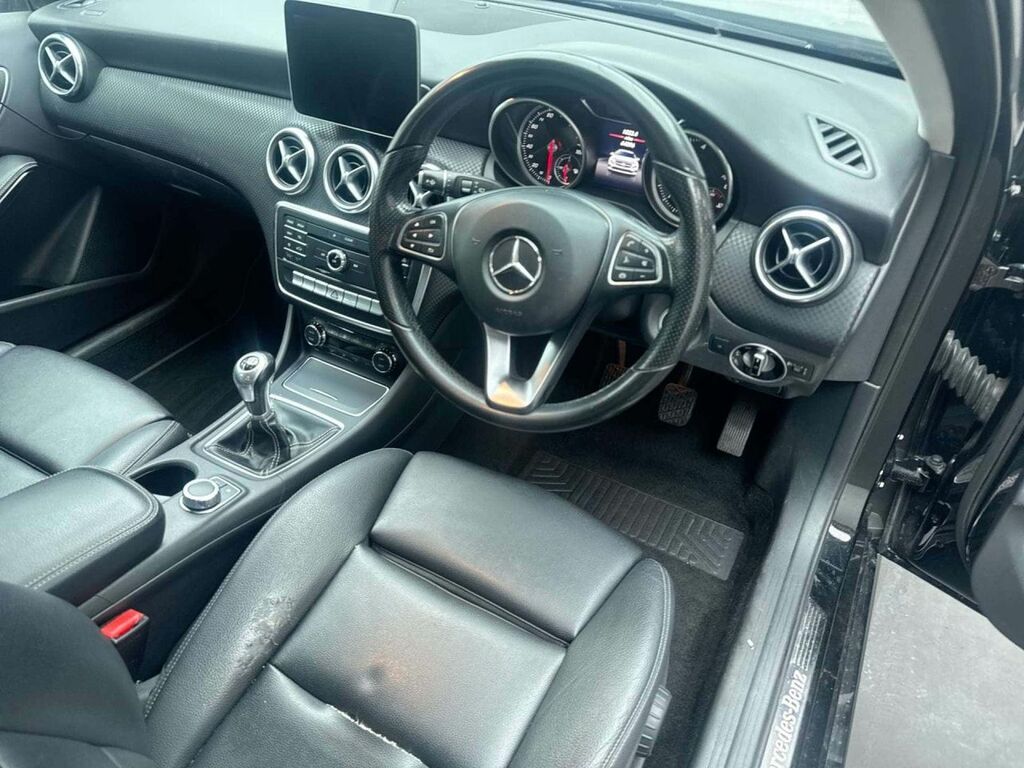 Mercedes-Benz A Class 2.1 A200d Amg Line Premium 7G-dct Euro 6 Ss White #11
