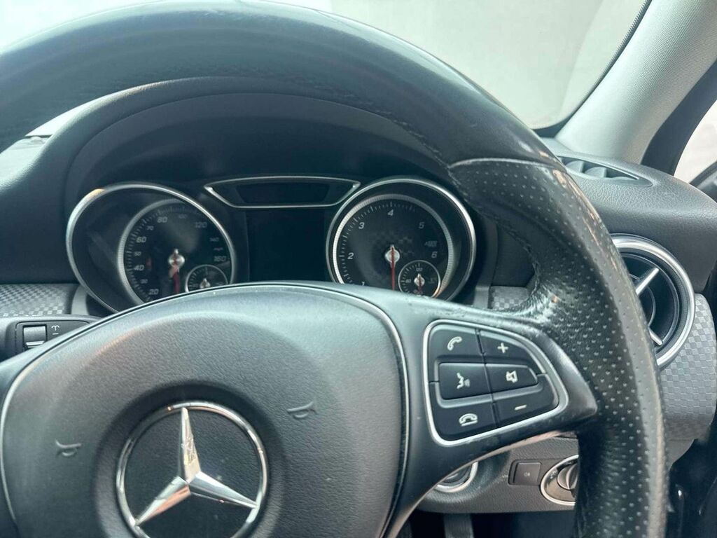 Mercedes-Benz A Class 2.1 A200d Amg Line Premium 7G-dct Euro 6 Ss White #17