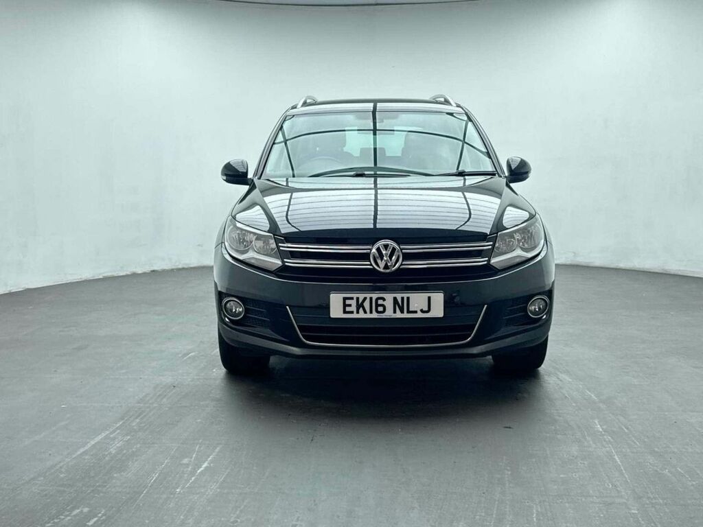 Volkswagen Tiguan 2.0 Tiguan Match Edition Tdi Bluemotion Technology Black #3