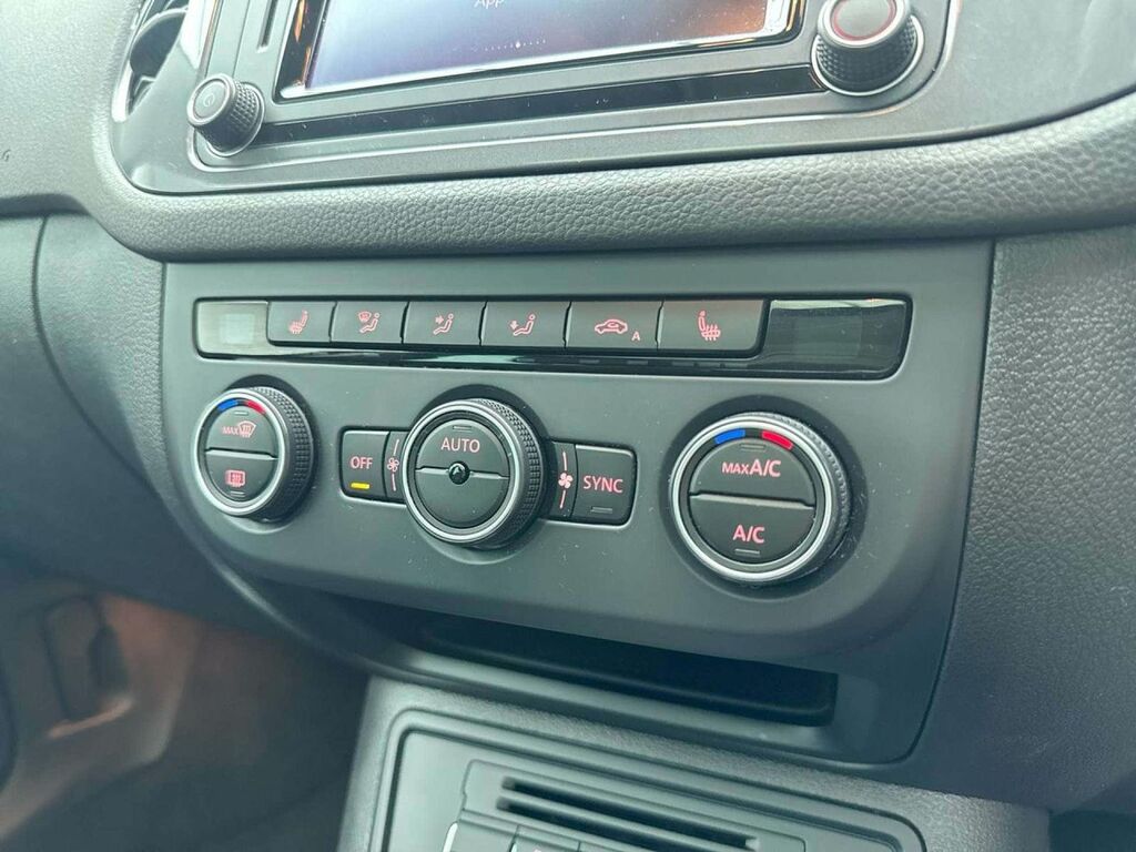 Volkswagen Tiguan 2016 2.0 Tdi Bluemotion Tech Match Edition Suv Grey #16