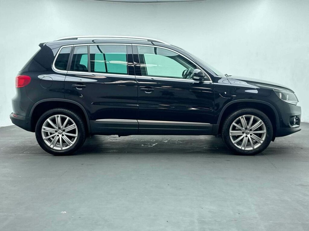 Volkswagen Tiguan 2016 2.0 Tdi Bluemotion Tech Match Edition Suv Grey #9