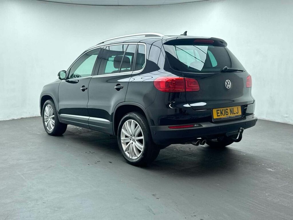 Volkswagen Tiguan 2.0 Tiguan Match Edition Tdi Bluemotion Technology Black #6