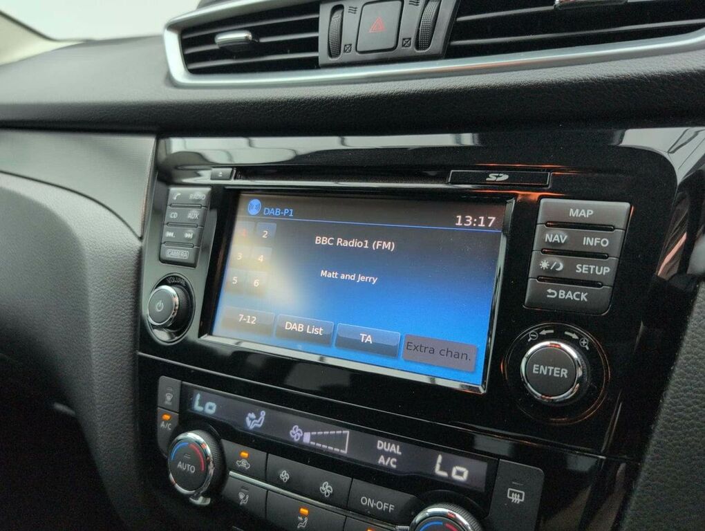 Nissan Qashqai  Black #13