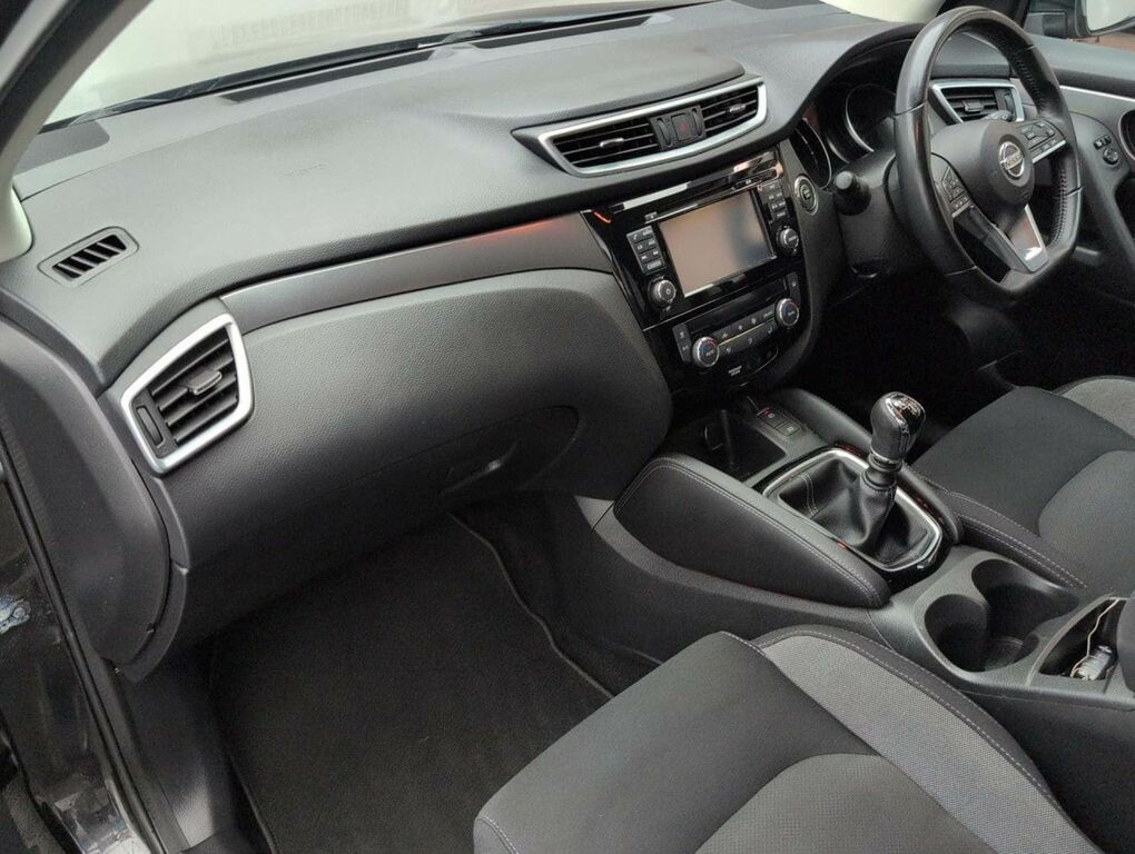 Nissan Qashqai  Black #30