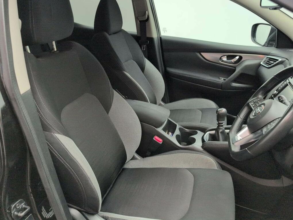 Nissan Qashqai  Black #12
