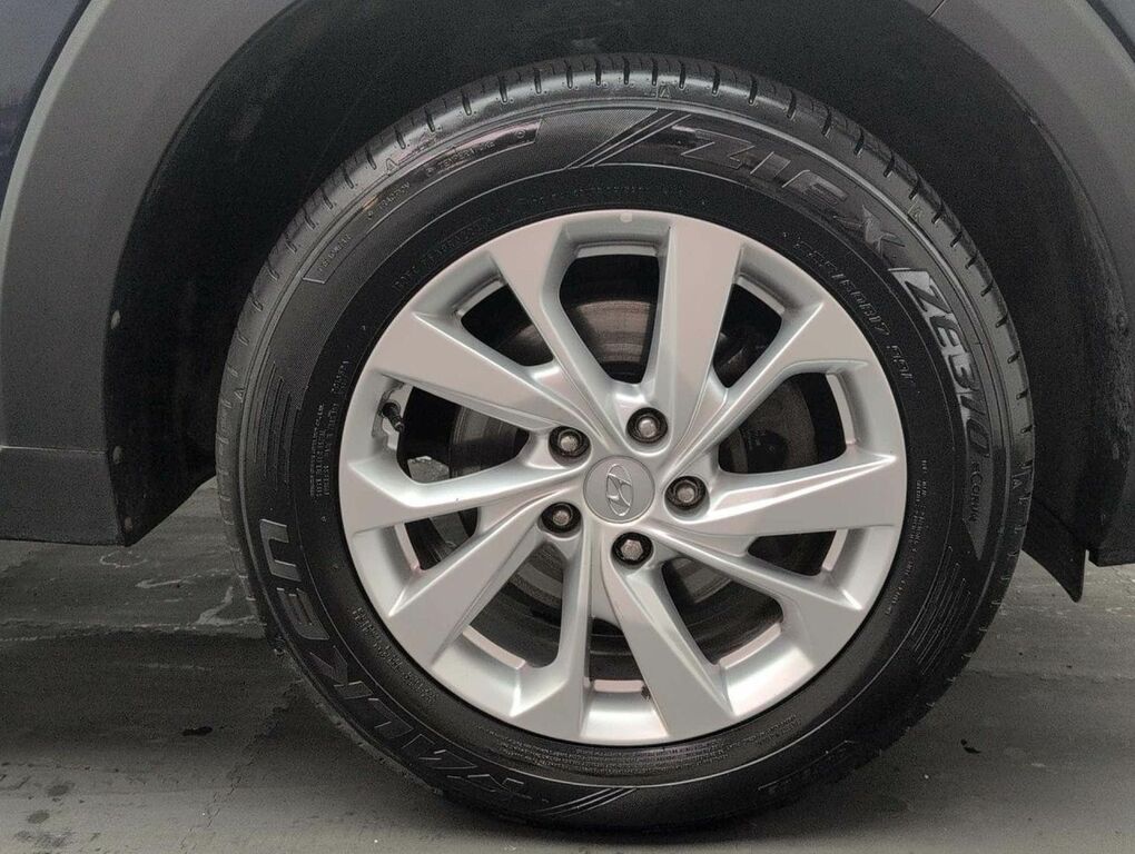 Hyundai Tucson 1.6 Gdi Premium 2Wd Black #10