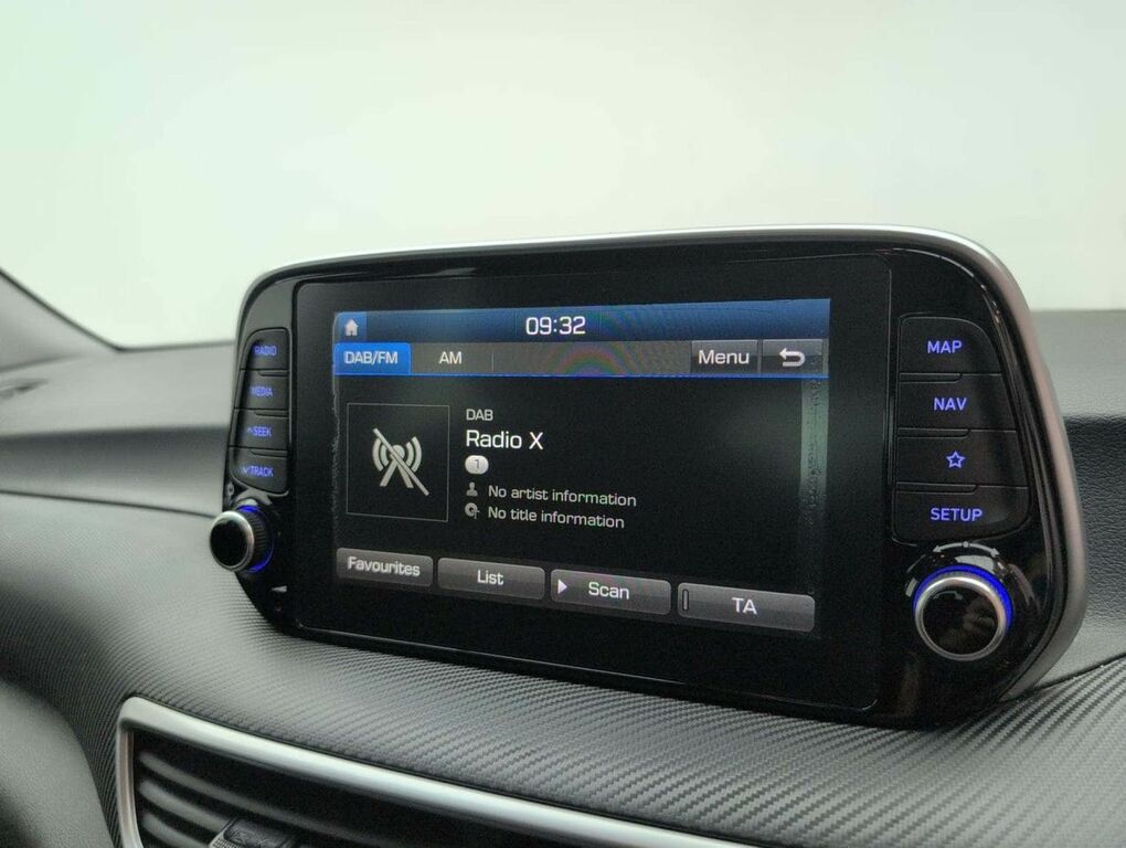 Hyundai Tucson 1.6 Gdi Premium 2Wd Black #14