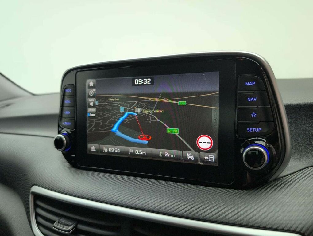 Hyundai Tucson 1.6 Gdi Premium 2Wd Black #13