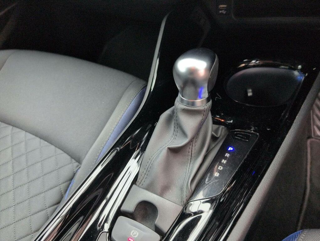 Toyota C-Hr 1.8 Hybrid Dynamic Cvt Silver #19