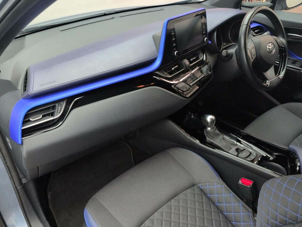 Toyota C-Hr 1.8 Hybrid Dynamic Cvt Silver #34