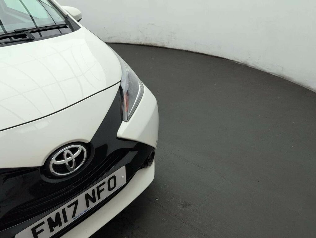 Toyota Aygo X 1.0 Aygo X-press Vvt-i White #32
