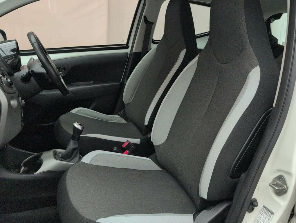 Toyota Aygo X 1.0 Aygo X-press Vvt-i White #29