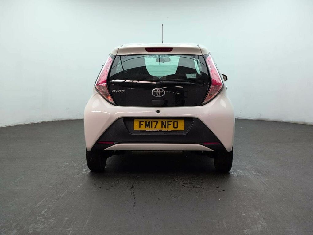 Toyota Aygo X 1.0 Aygo X-press Vvt-i White #7