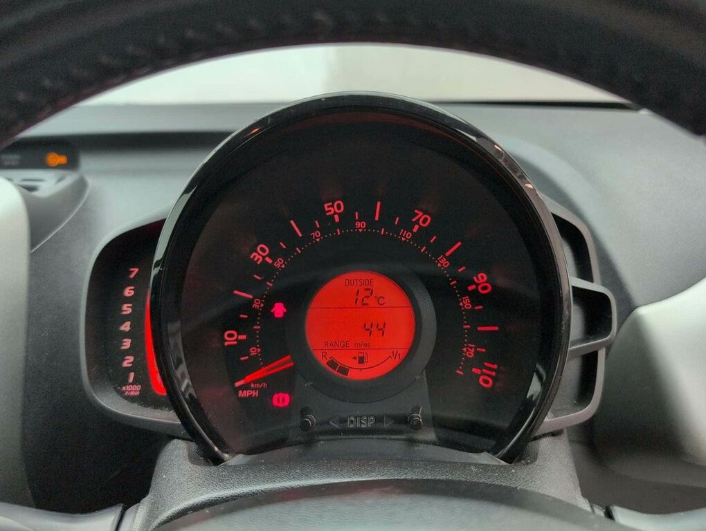 Toyota Aygo X 1.0 Aygo X-press Vvt-i White #16