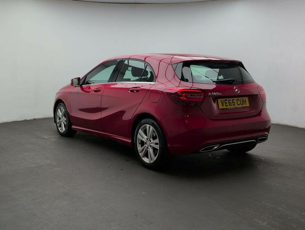 Mercedes-Benz A Class 1.5 A 180 D Sport Executive Red #6