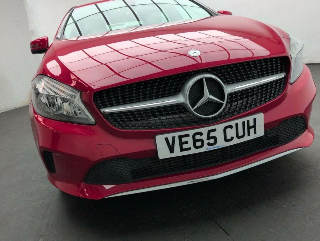Mercedes-Benz A Class A180 Cdi Amg Night Edition 5-Door White #33