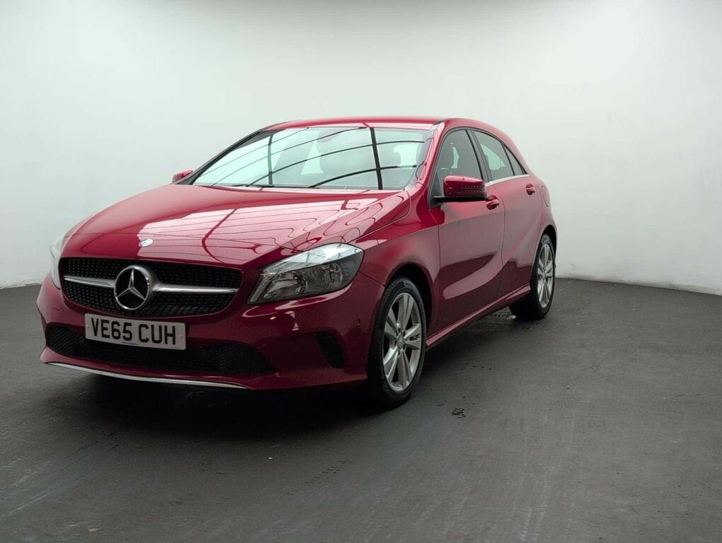 Mercedes-Benz A Class 1.5 A 180 D Sport Executive Red #4