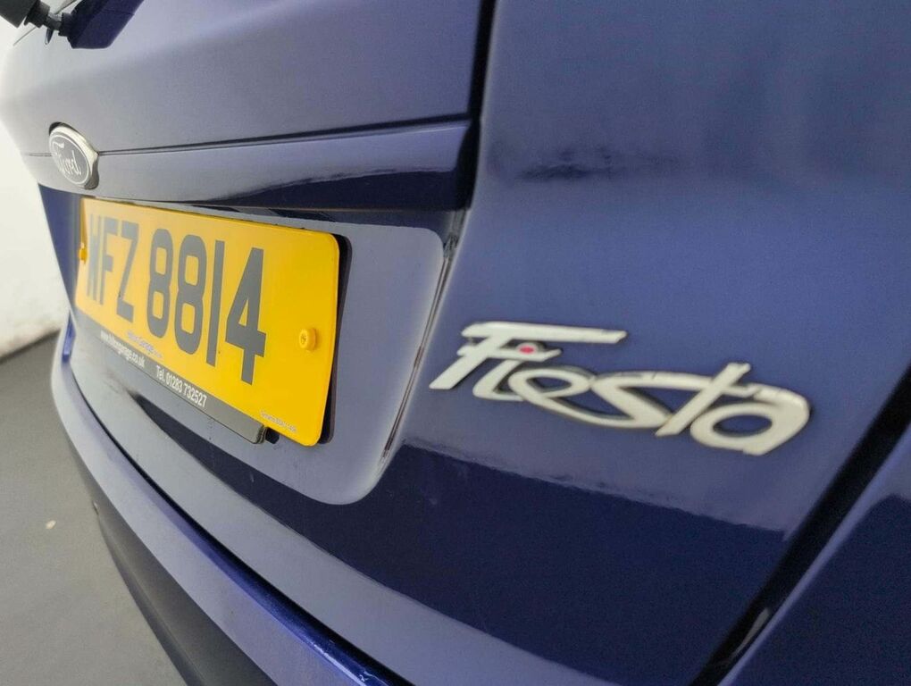 Ford Fiesta Hatchback 1.25 Zetec Euro 6 201565 Blue #26