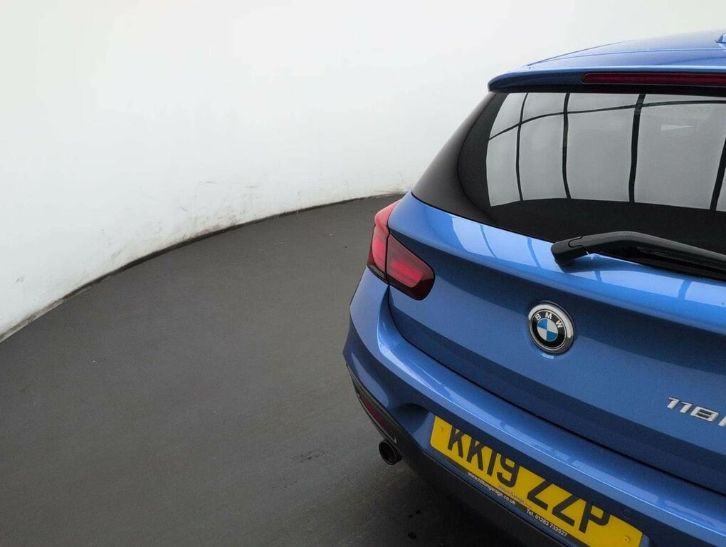 BMW 1 Series 118I 1.5 Se Business Navservotronic Blue #27