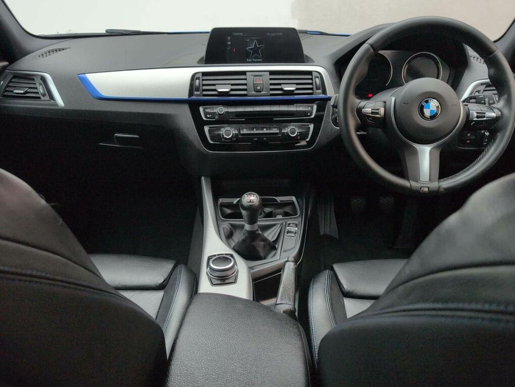 BMW 1 Series 118I 1.5 Se Business Navservotronic Blue #24