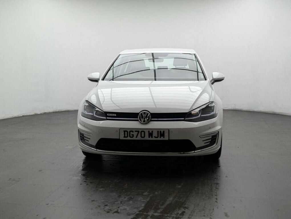 Volkswagen e-Golf 35.8Kwh E-golf Hatchback 136 Ps White #3
