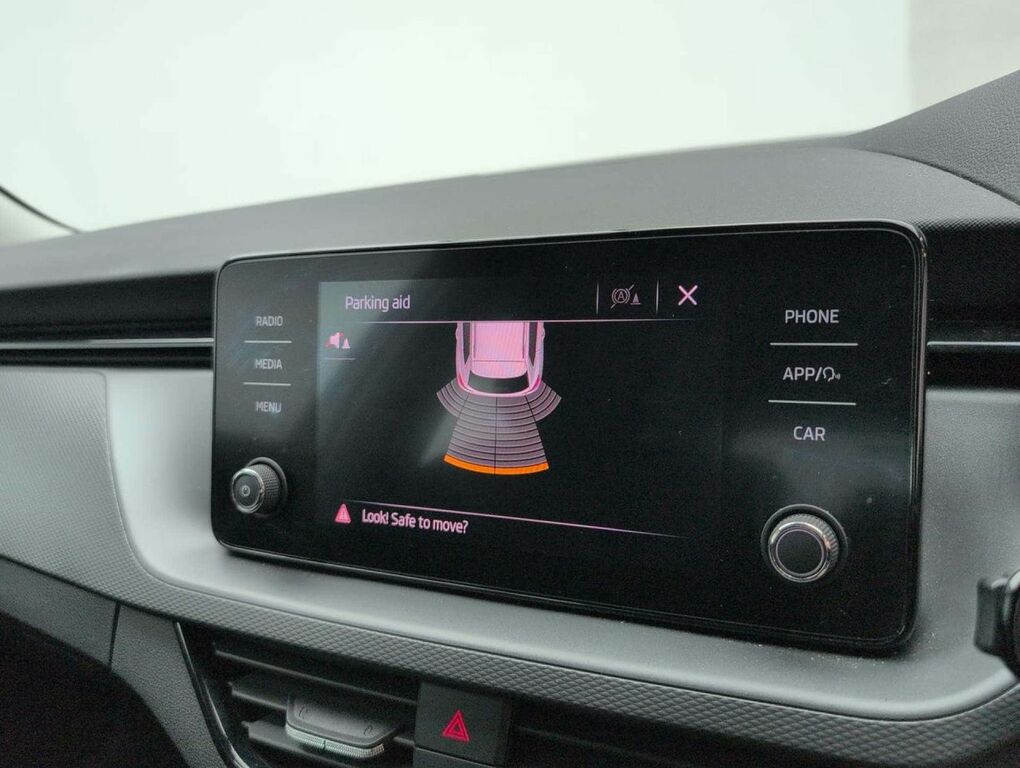 Skoda Kamiq 1.5 Tsi Se L Dsg Red #15