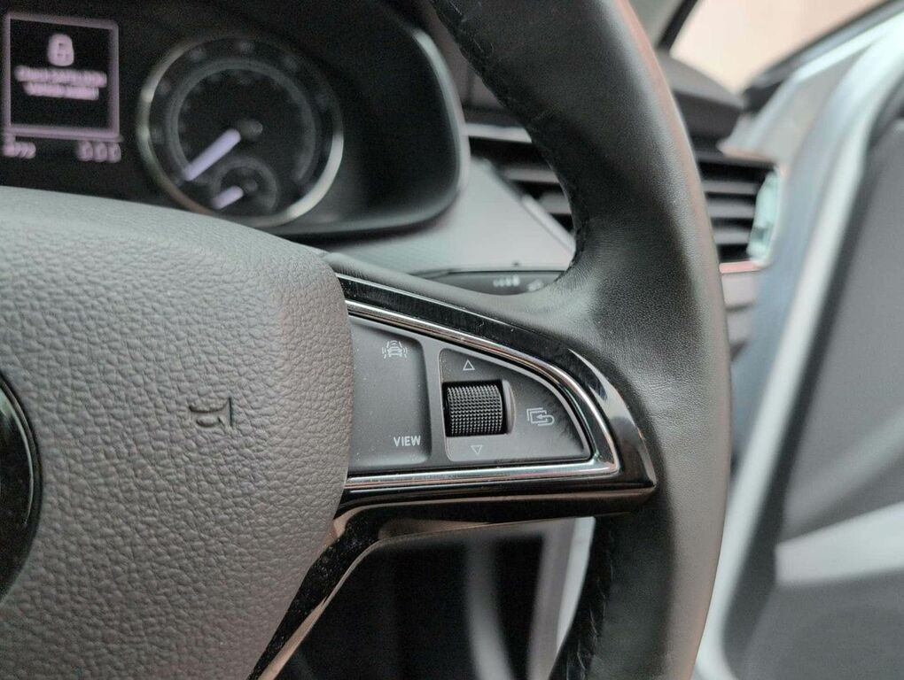 Skoda Kamiq 1.5 Tsi Se L Dsg Red #20