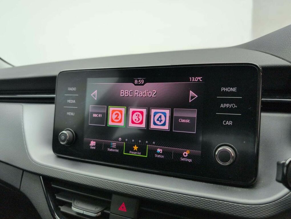 Skoda Kamiq 1.5 Tsi Se L Dsg Red #13