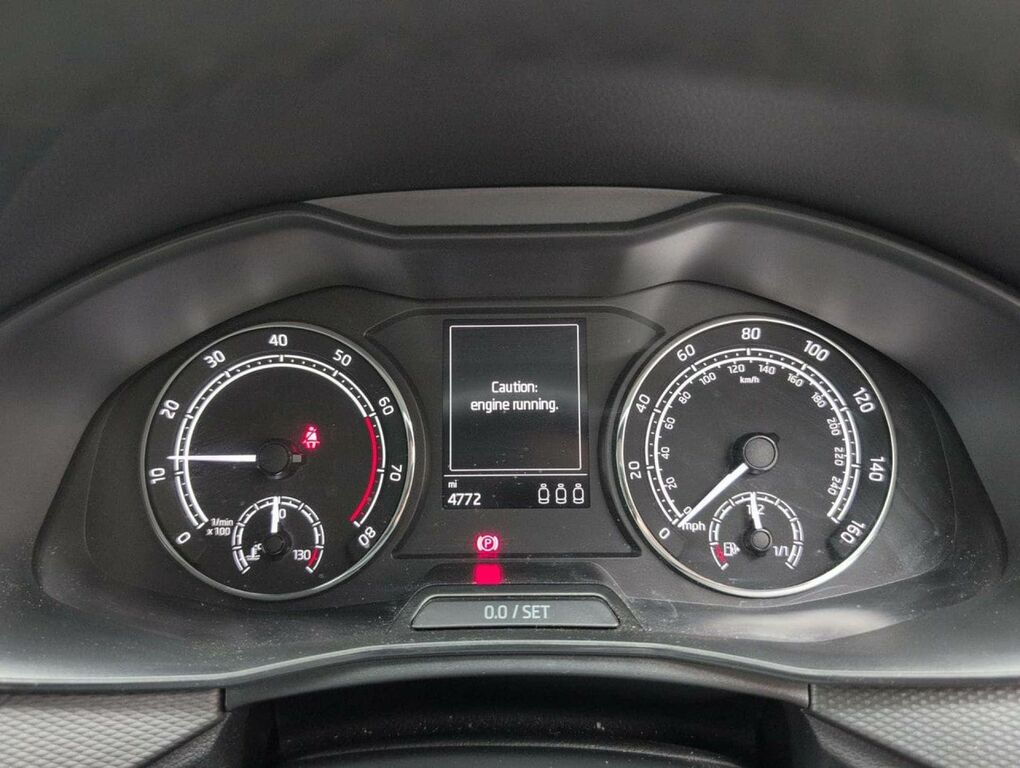 Skoda Kamiq 1.5 Tsi Se L Dsg Red #18