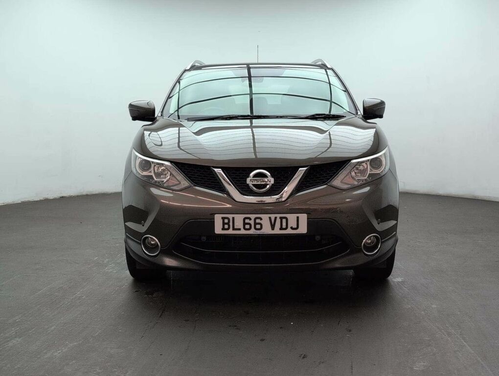 Nissan Qashqai 1.2 Qashqai N-connecta Dig-t Brown #3