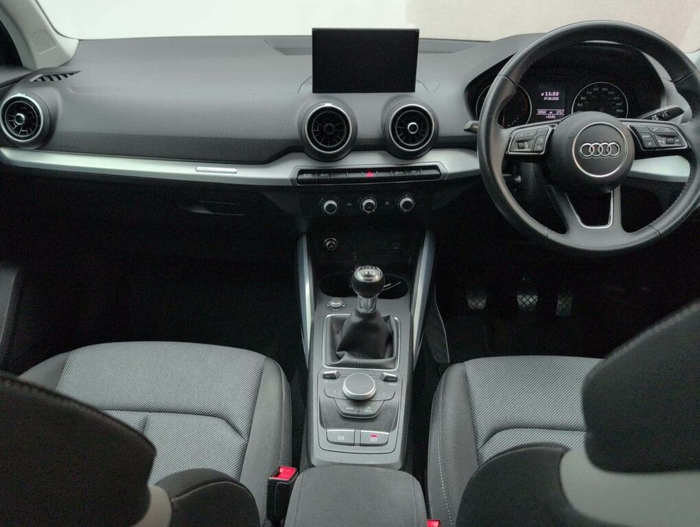 Audi Q2 Audi Q2 1.6 Tdi 115 S Line 2Wd Comfort And Sou Grey #25