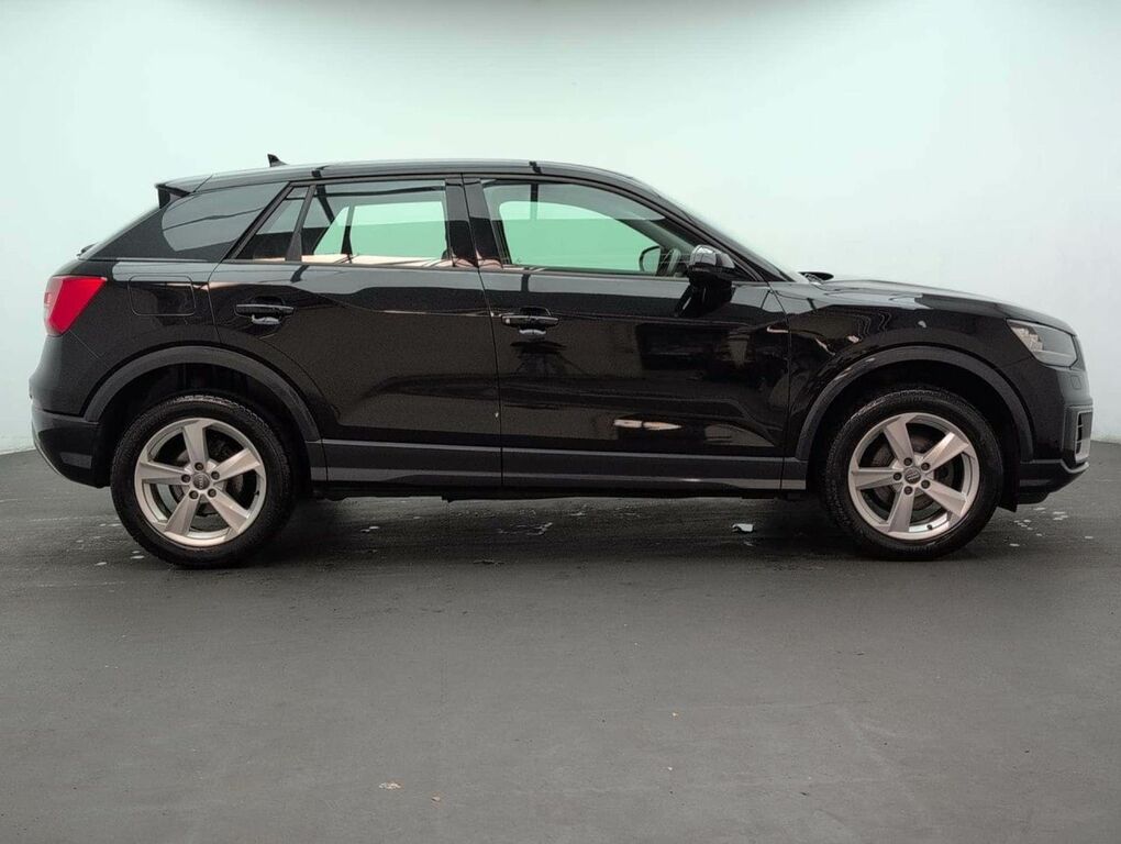 Audi Q2 Audi Q2 1.6 Tdi 115 S Line 2Wd Comfort And Sou Grey #9