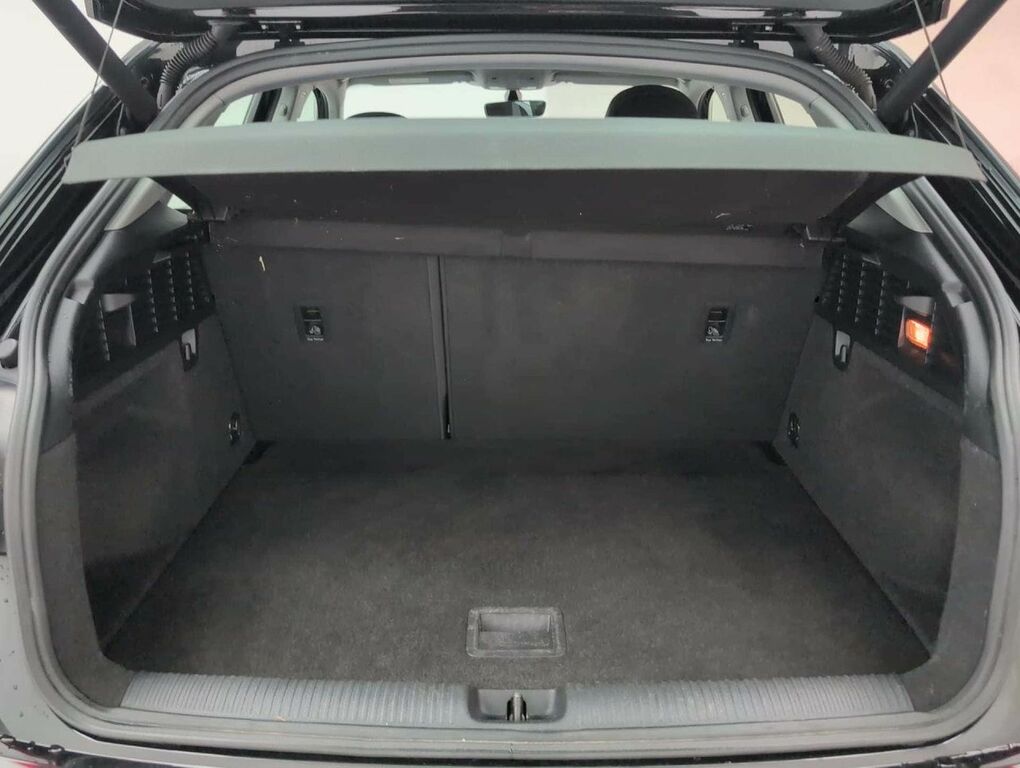 Audi Q2 Audi Q2 1.6 Tdi 115 S Line 2Wd Comfort And Sou Grey #28