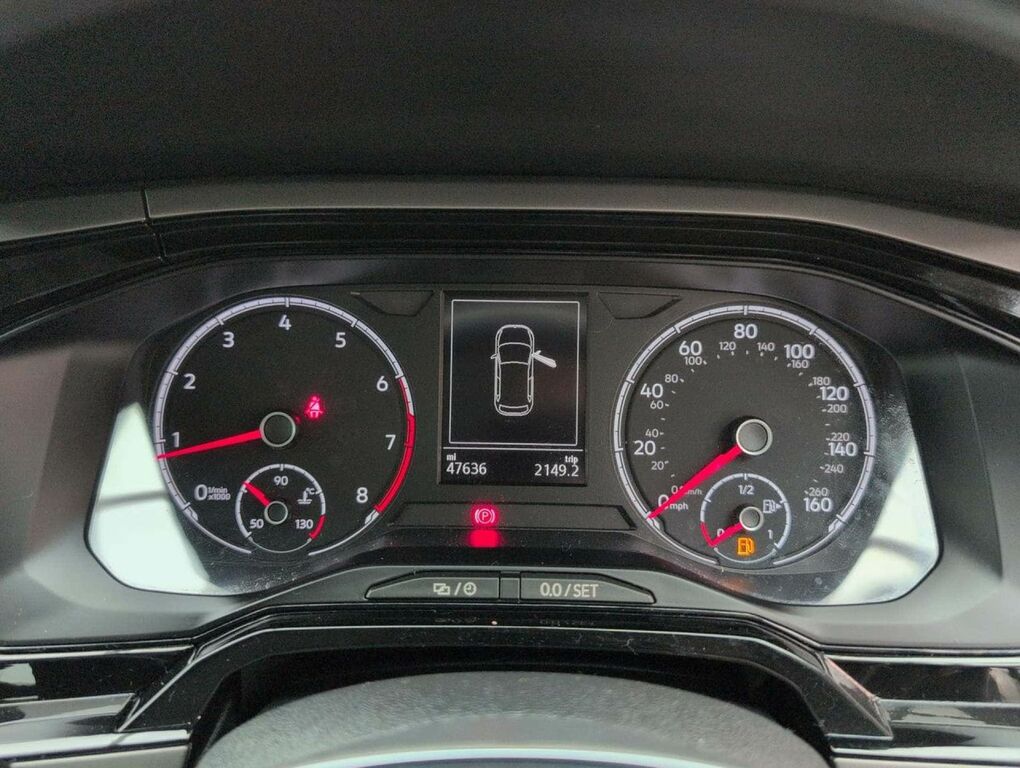 Volkswagen Polo Polo Beats Tsi Black #17