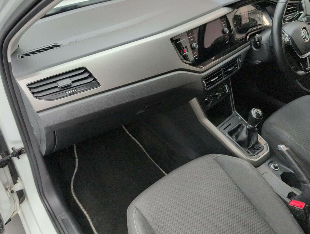 Volkswagen Polo Polo Beats Tsi Black #30