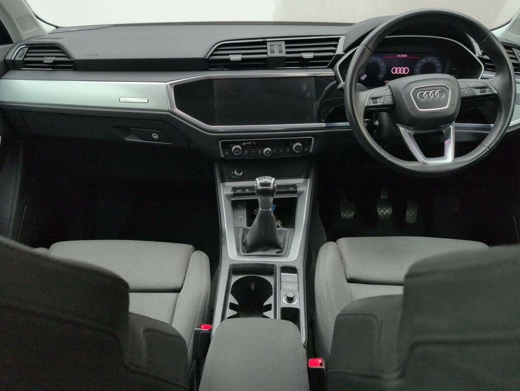 Audi Q3 45 Tfsi 245 Quattro Vorsprung S Tronic White #25
