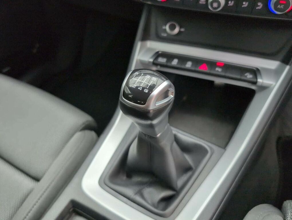 Audi Q3 45 Tfsi 245 Quattro Vorsprung S Tronic White #18