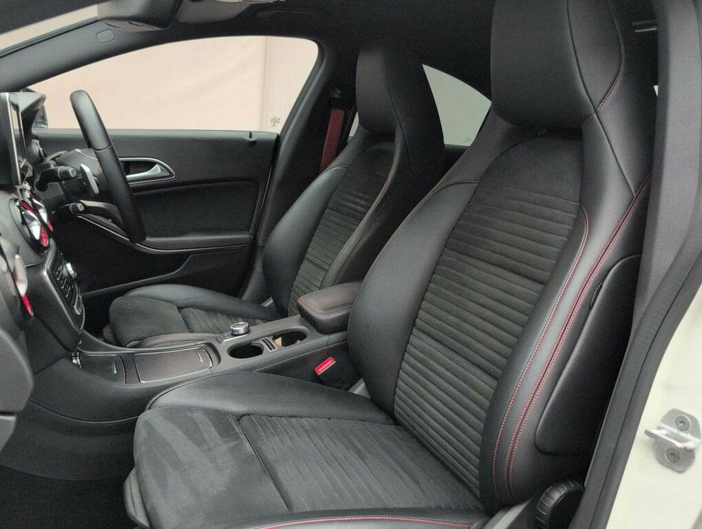 Mercedes-Benz CLA Class 2.1 Cla220d Amg Line Shooting Brake 7G-dct Euro 6 Black #31