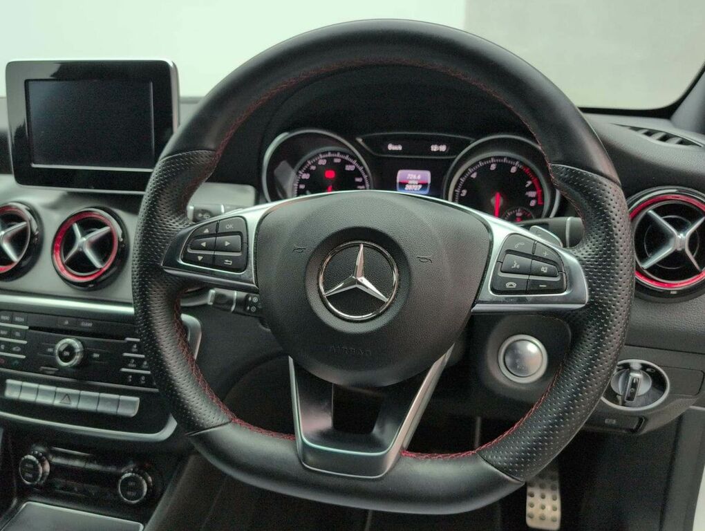 Mercedes-Benz CLA Class 2.1 Cla220d Amg Line Shooting Brake 7G-dct Euro 6 Black #24