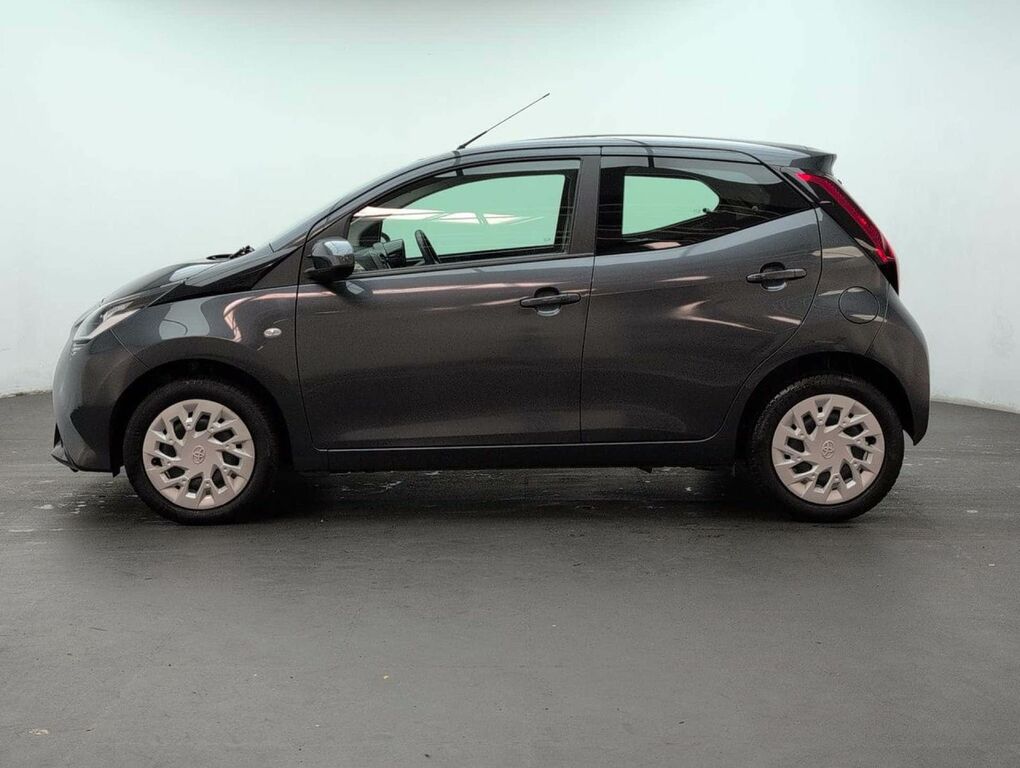 Toyota Aygo X 1.0 Aygo X-play Tss Vvt-i Grey #5