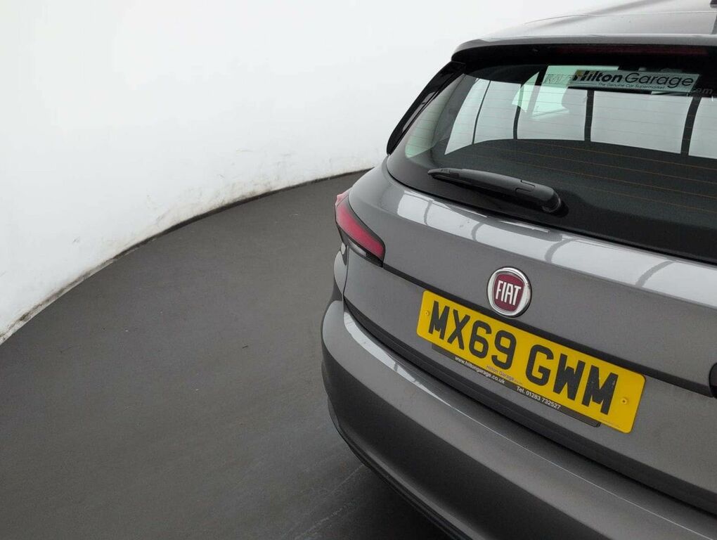 Fiat Tipo 1.4 T-jet Easy Plus Estate Euro Red #24