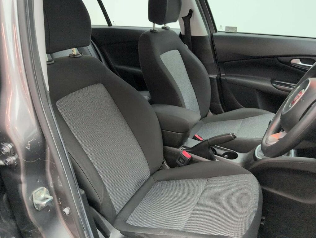 Fiat Tipo 1.4 T-jet Easy Plus Estate Euro Red #12